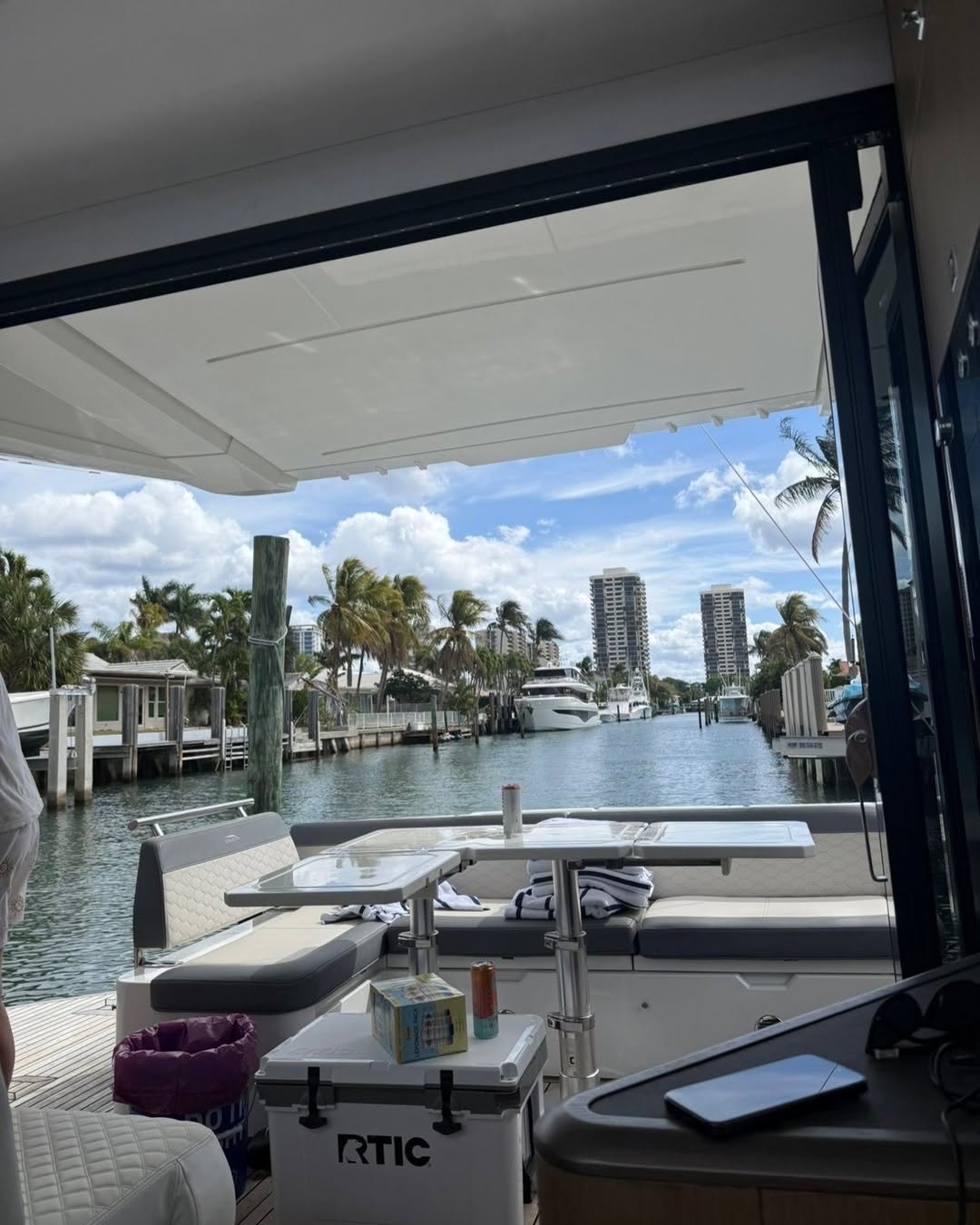 Spring break is in full swing and our residents are everywhere \ud83c\udf0e\u2708\ufe0f\u2600\ufe0f\n\nWe love seeing all the fun, the views, and the memories you're making\u2014keep it coming \ud83e\udd0d\n\nThings aren't the same here at Rise at Riverfront Crossings without you\u2026 we miss our residents and can't wait to see you soon \ud83d\udc4b\n\n