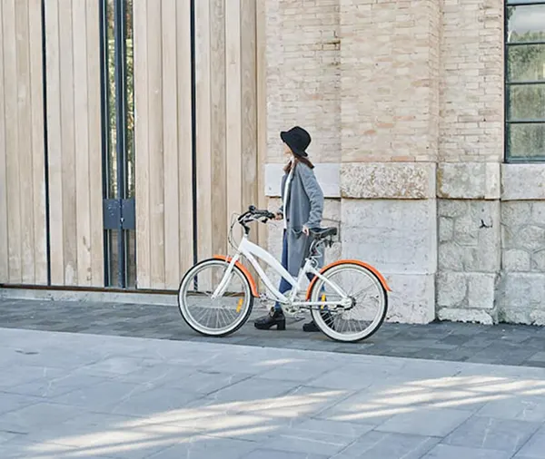 Student with Cruiser bike