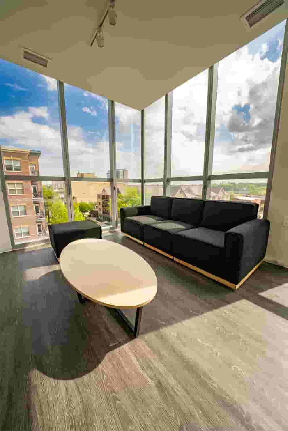 Flats Photo Gallery RISE at Riverfront Crossings